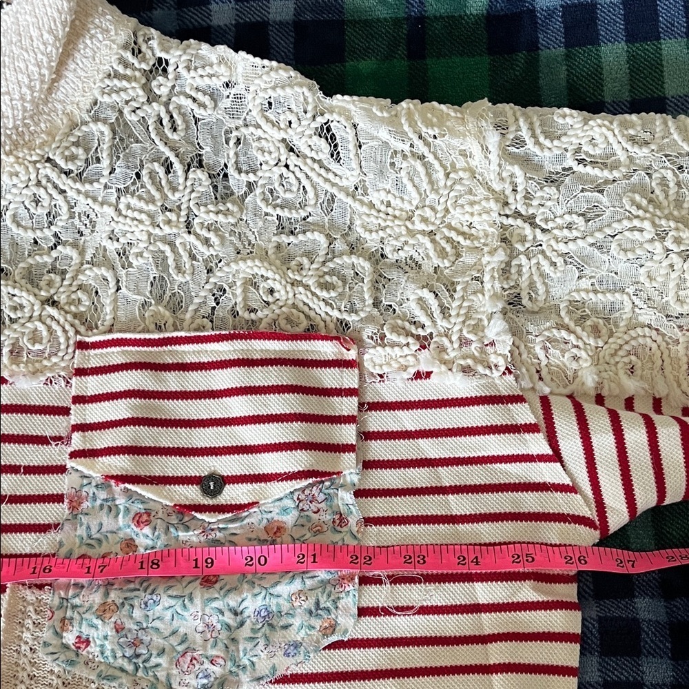 POL White Lace Textured Top With Red Stripes Size Large NWOT - Picture 7 of 10